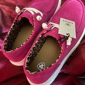 HOT pink ariat women’s shoes size 8